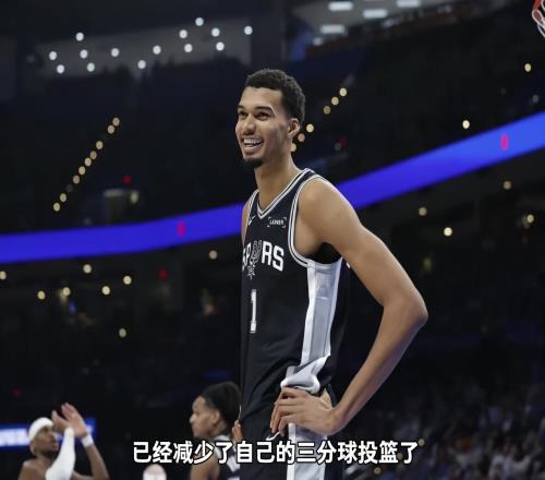 国足沙特行,遇挑战,赛前场地适,网球即时比分,网球赛事数据,网球比赛平台,网球赛事资讯,网球赛事中心