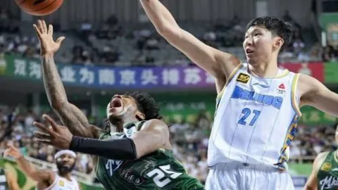 ：王大雷泰山续约疑云，关键时期不容错过